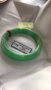 Vòng Ngọc Cẩm Thạch Tự Nhiên Vip Lý Đẹp Ni 53mm chột 82mm kiểm định kèm giấy chứng nhận P Lab Ni 296637 Xanh Lý Tươi trắng xanh nhẹ bóng mượt sịn sang nữ 52kg - 60kg đeo có 6800k ạ