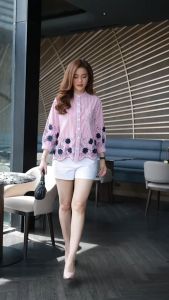 Cutie Minute อก ฟรีไซส์ 44" (Premium grade striped cotton shirt fabric) เสื้อผ้าcottonลายริ้วเกรดพรีเมี่ยม ดีเทลงานตัดขอบชายเสื้อโค้งสวยงาม+ลายปัก 3 มิติ