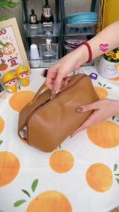 Túi đựng mĩ phẩm du lịch da pu khóa kéo cỡ lớn  thích hợp mang theo khi công tác  du lịch