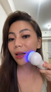 VISAGE Photon Glow Contour Device Hot and Cold Mode for Facial Lifting Black Heads Pore Minimizer
