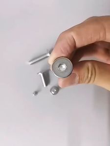 น๊อตคอนโซล ขันแล้วหัวไม่รูดง่ายแน่นอนการใช้งาน M4/M5/M6ขนาดเป็นตัวเลือ (ราคาต่อชิ้น)แข็งแรงและทนทาน ไม่เป็นสนิมง่าย