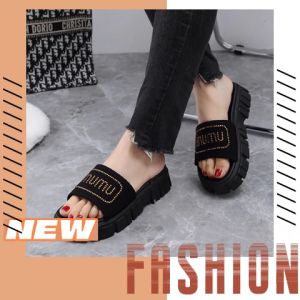 LHSunshine แนะนำเลย 2สี รองเท้าแตะแฟชั่น รองเท้าแตะเสริมส้น สไตล์เกาหลี สวมใส่สบาย มีให้เลือก