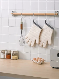 Heat Resistant Silicone Oven Gloves | Non-Slip BBQ Gloves for Cooking & Baking | Waterproof & Flexible | High Temperature Protection | Durable Kitchen Safety Gloves | Comfortable Fit for Men & Women | Easy to Clean