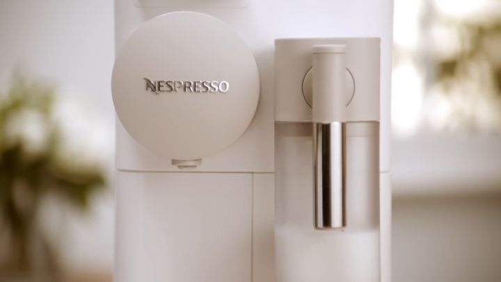 Máy Pha Cà Phê Viên Nén Delonghi Nespresso Lattissima One EN510W