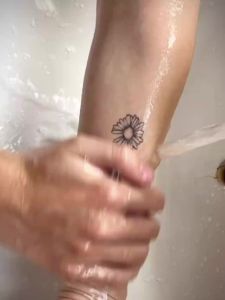 Geometric Pattern Bracelet Waterproof Temporary Tattoo Lasting 1-2 Weeks Realistic Semi-Permanent Fake Tattoo