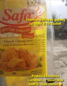 1 Renceng Minyak Goreng Murah Isi 10 Saset X 50ml