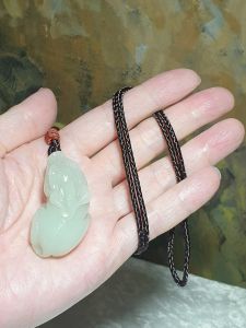 Nephrite Qinghai old mine old style carvings 3-dimensional Pi Xiu Jade pendant(with certificate) 和田玉青海老料旧工雕刻立体貔貅吊坠(附证书)