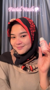 Facial Wash Pink Gbee Glow Beauty Skincare Kecantikan Perawatan Wajah Glowing