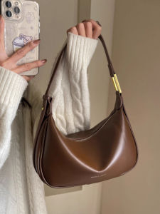 Fashionable 2025 Autumn Winter Crossbody Shoulder Dumpling Bag Polyester Universal Womens Bag Stylish Underarm Bag for Youth