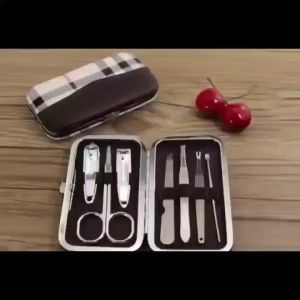 [PROMO] Gunting Kuku Set Perlengkapan Manicure Pedicure Nail Art - Menicure Pedicure Set 7IN1 Paket Pembersih Kuku Dompet Nail Art Set Gunting Kuku Pinset Gunting Lancip Korek Telinga