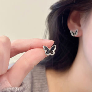 Spring Black Butterfly Ear Cuff Fashionable Niche Design Luxury Minimalist Earrings No Piercing Required Alloy Gold Plated