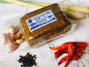 เครื่องแกง เครื่องแกงเผ็ด  พริกแกง พริกแกงเผ็ด  เครื่องแกงลำสินธุ์ สินค้าโอท็อป น้ำหนัก 500 กรัม แบบถุง/กระปุก