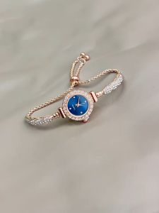 Jam Tangan Tali Serut Jam Tangan Wanita Quartz Jam Tangan Elegan Tali Rantai Serut Simple