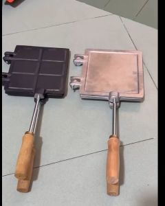 Khuôn Làm Bánh Kẹp Tàn Ong Nướng Chữ Nhật Chống Dính Tay Cầm Cán Gỗ