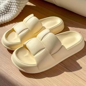 Anti-slip Anti-odor Thick-soled Slippers