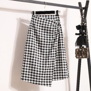 2025 Summer New Plaid A-Line Mini Skirt Women plus Size Conceal Belly Irregular Hemline Slimming Effect Korean Style Commute
