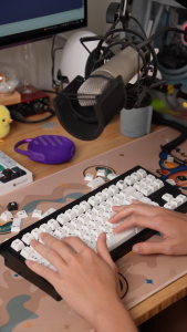 Custom Keyboard Weikav Star 80 MMD Princess Japanese Keycaps | Free INFERNO X Pokemon Pack