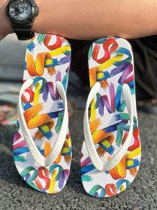 รองเท้าแตะยางกันลื่นสำหรับผู้ชายและผู้หญิงในช่วงฤดูร้อน รองเท้าแตะแบบสวมสบายสำหรับกลางแจ้ง รองเท้าแตะชายหาดแบบทนทานสำหรับใส่ในสวน