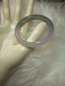 natural jadeite ASLI jadeite (tahan lasak) 天然高级天然逐渐色变57.8mm