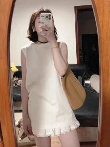 Trendy Cotton Vest Womens Summer White round Neck Sleeveless Longline Top Age-Reversing Fashionable Casual Korean Style