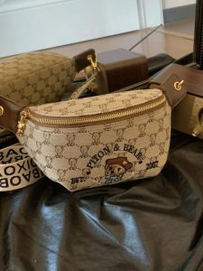 Cute Casual Womens Crossbody Bag Versatile Small Fashionable Design North Bag Brand Printed Soft Canvas Casual Scene