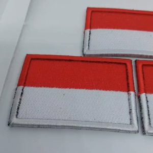 01TBL4 BENDERA MERAH PUTIH TIMBUL 3D