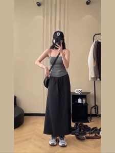 Hot girl camisole womens spaghetti straps with sweet and spicy style sleeveless top worn outside with breast pads