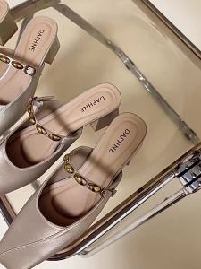 Daphne | Covered Toe Slippers for Women Thick Heel Square Toe Easy On