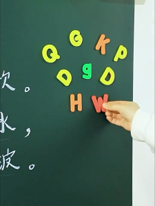🔥Free BIG Gift bag🔥 Wood Frame WhiteBoard MAGNETIC House 120cm WhiteBoard For Learning Commercial Use Removable 可移除不粘墙