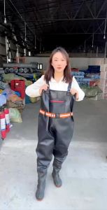 Bộ Yếm Lội Nước Chống Thấm Màu Đen Xám Có Túi Ở Giữa Bộ Quần Áo Lội Nước Cao Su Yếm Ủng Chất Lượng Loại 1