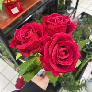 Red Rose Flower Artificial Plastic Ornament High End Living Room Decoration Fake Flower Bouquet Home Decorative Accessories