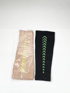 1Pair Calf Compression Sleeves 20-30mmHg Footless Leg Supports for Men & Women Non-Slip Calf Socks for RunningMarathonSports