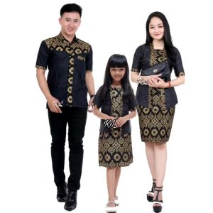 [COD] COUPLE KEBAYA PENDEK KELUARGA|BATIK PASANGAN | COUPLE R&B BATIK|BAJU NATALAN | COUPLE KEBAYA BATIK | COUPLE BATIK MURAH |
