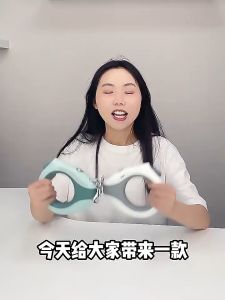 [SG Seller]LED Light Dog Leash/Leash/pet supplies/Pet Dog Cat Leash Rope/ Automatic Retractable Leash