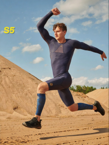 Skins | Elastic Mens Compression Top Long Sleeve