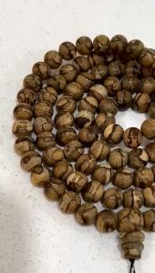 🇲🇾 READY STOCK GIFT SET Chen Xiang beads 8mm / 30 Years Agarwood Rosary Beads 108 Beads 8mm / 30年108颗沉香念珠