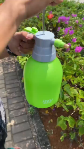 ISKU Sprayer Tekanan Tinggi 1L/2L Pressure Sprayer Pompa Hand Alat Portabel Semprot Tanaman Dua Mode