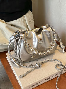 Silver Folded Chain Crossbody Bag Womens Autumn Winter New Small Design High-End Sensation Work Satchel Handbag