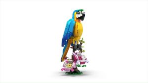 LEGO Creator 31136 Exotic Parrot (253 Pieces) Building Block Toys Bricks