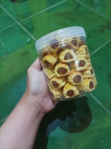 nastar gulung kemasan toples 600ml
