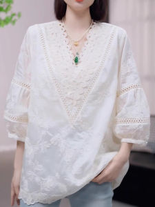 September New Slimming Seven Sleeve V-neck Embroidered Shirt Fashionable Luxury Womens Shirt Commute Loose Fit Polyester Fiber