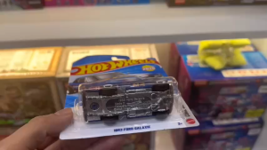 Mô Hình Xe Hot Wheels 1963 Ford Galaxie Mainline 2026 Chính Hãng