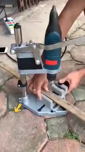 Khung đỡ máy khoan có ÊTÔ kẹp Đế gắn máy khoan bàn