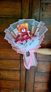 Buket bunga coklat valentine silverqueen glitter gliter beruang bear