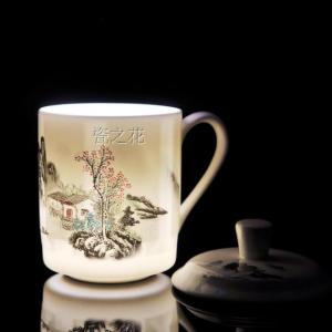Jingdezhen Porcelain Blue And White Glaze Cup with Lid Chinese Landscape Painting Tea Cup Gift for Office And Home Use