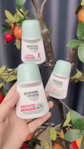 Lăn khử mùi garnier dạng dẹt Invisible Minerable
