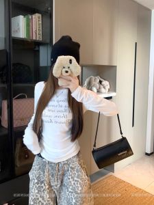 Slim Fit Long Sleeve White T-Shirt Womens Autumn Winter Casual Print Top Waist Cinched Base Layer Trendy Female Clothing