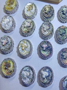 Natural Abalone Shell Butterfly Inlaid DIY Magic Box Vintage Style Sailor Moon Carving Pearl Mother of Pearl Fashion Jewelry