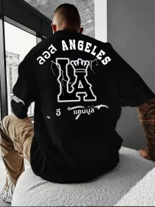 ฤดูร้อนปี 2025 เสื้อยืดผู้ชายใหม่เป็นแฟชั่นสบาย ๆ สบาย ๆ ระบายอากาศได้น้ําหนักเบาและระบายอากาศได้ เป็นเครื่องพิมพ์ 3 มิติ