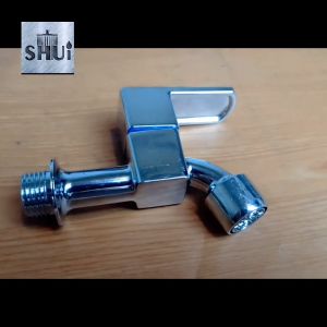 kran tembok kotak tebal 1/2 inch